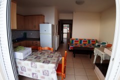 THE-APARTMENT-FROM-THE-SEAFRONT-BANCONY